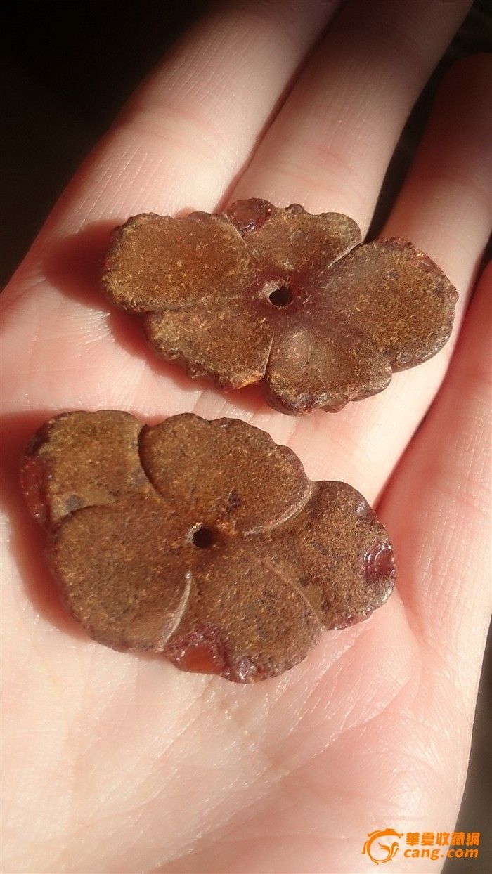 清早期老蜜蜡帽花两个