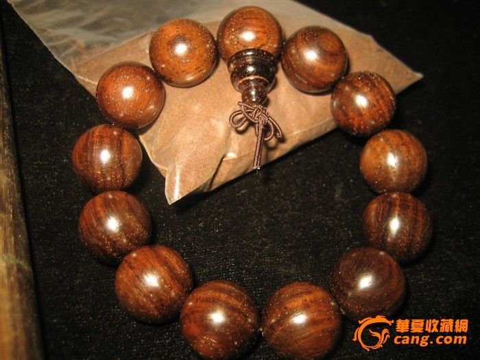 假一赔万,未盘,玻璃质感海黄 老料手串,1.