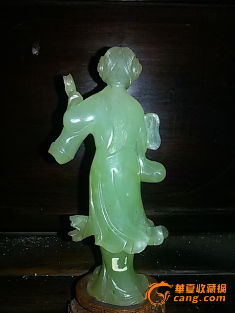 玉雕仕女摆件