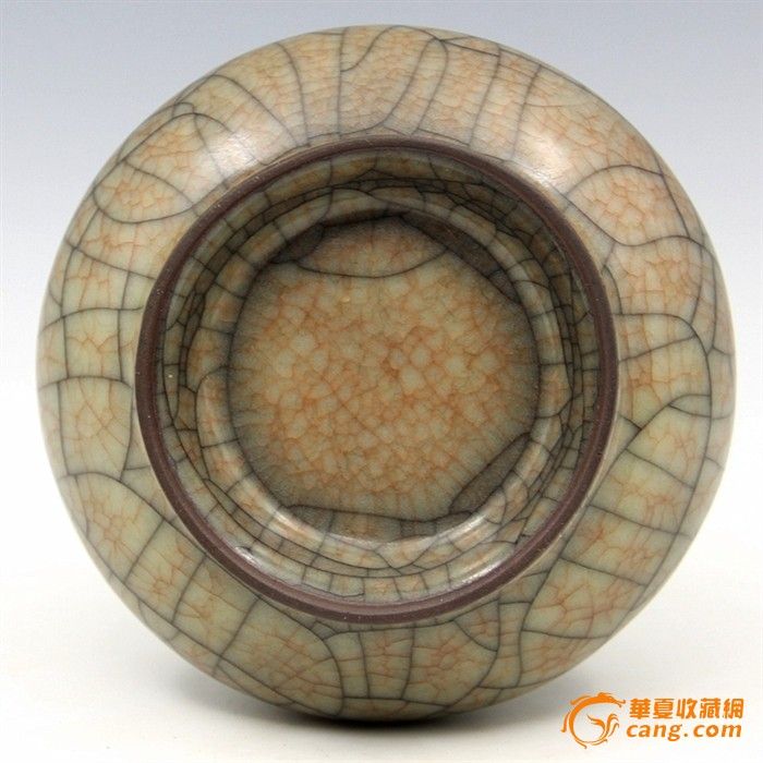 哥窑金丝铁线瓶