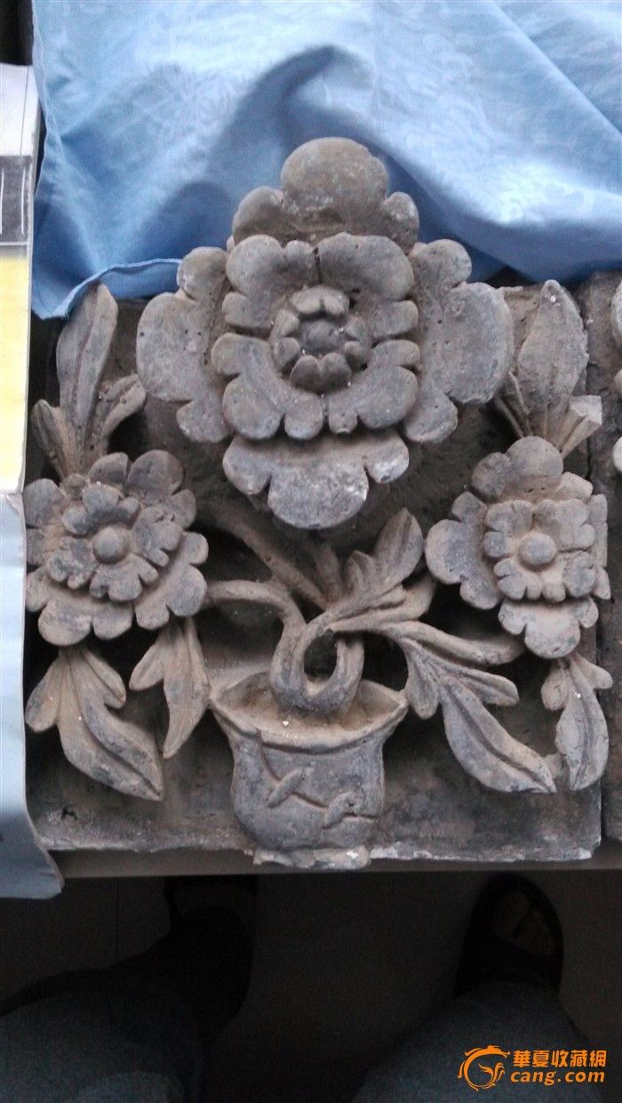 高浮雕花卉砖雕